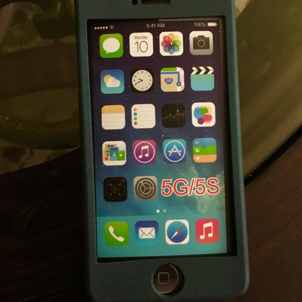 NWT dark green iPhone 5 5s case