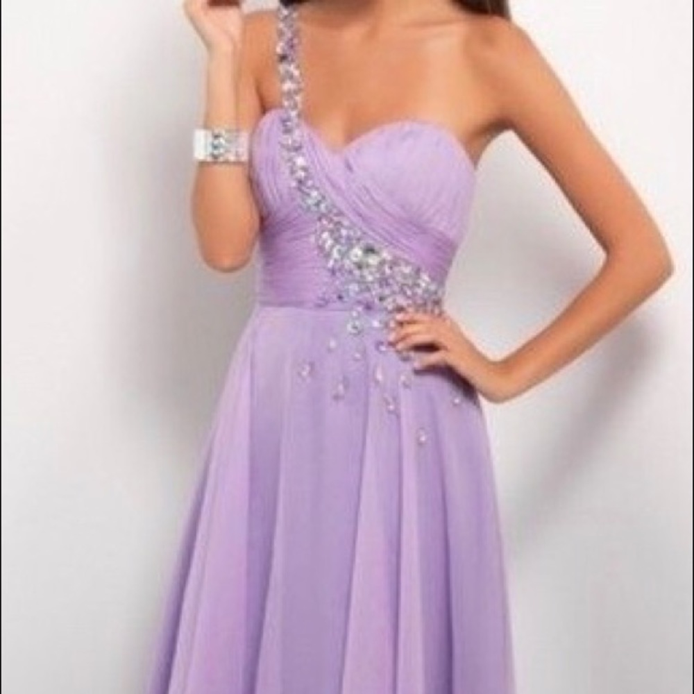 Beautiful Lavender Prom Dress