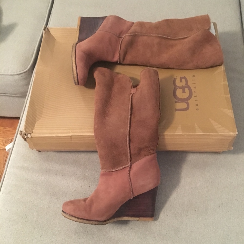 UGG Aprelle in Chesnut Boot - Picture 2 of 7