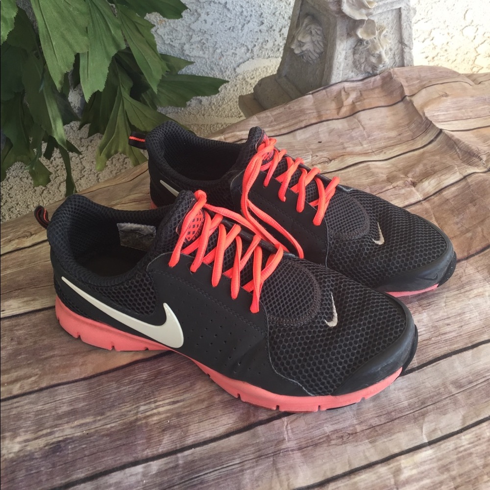 Nike size 10 charcoal gray and orange neon - Picture 1 of 4