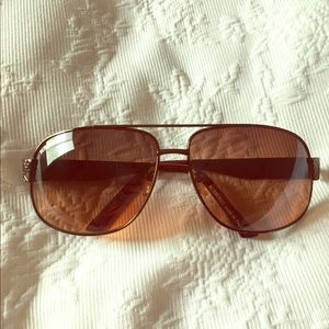Burberry copper metal square sunglasses 🕶 Burberry copper metal square sunglasses 🕶