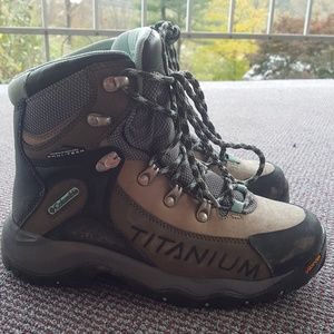 Columbia Titanium Winter Hiking Boots