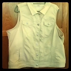Plus Size Vest