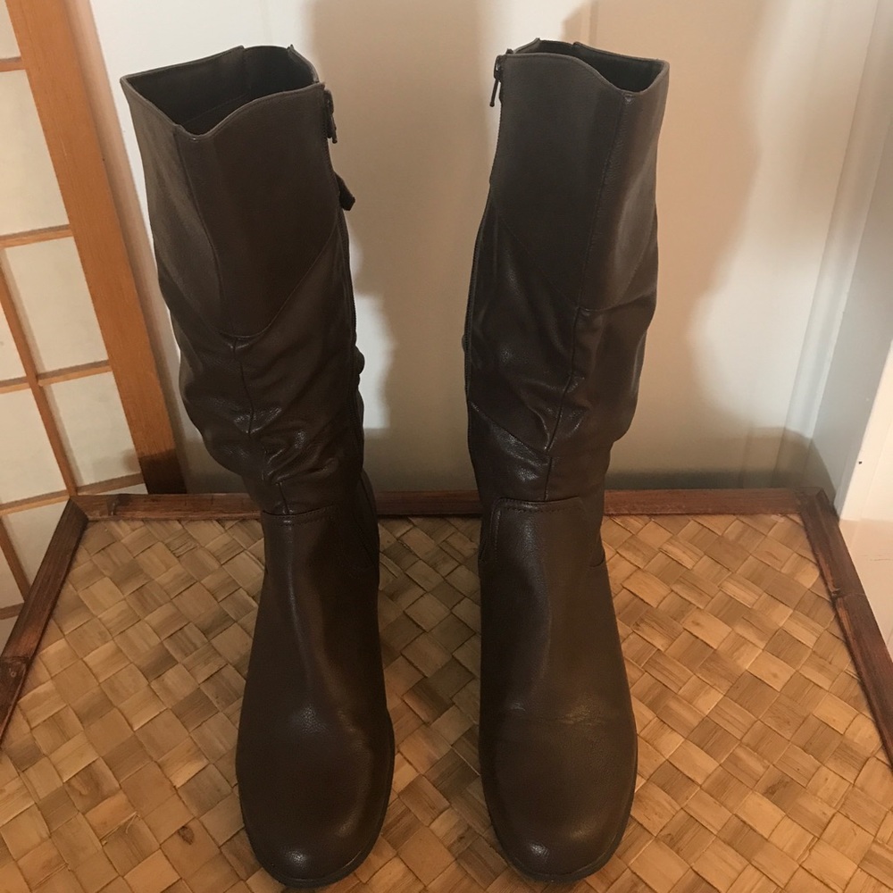 Hush Puppies”Gianna Motive” Dark Brown Boots