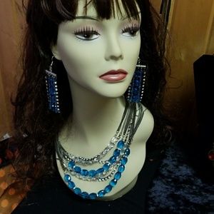 Malibu necklace and earring set.