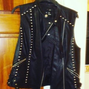 🚫Forever 21 Biker Vest ( SOLD🙌🙌🙌)