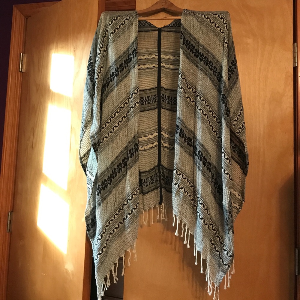 American Eagle shawl