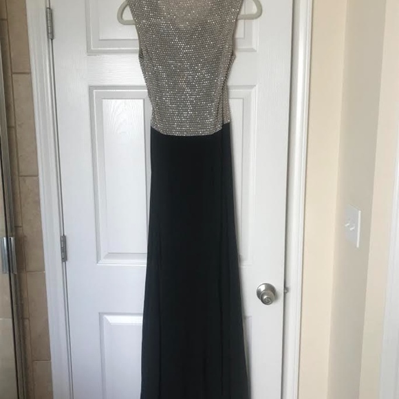 Cache black long rhinestone gown - Picture 3 of 4