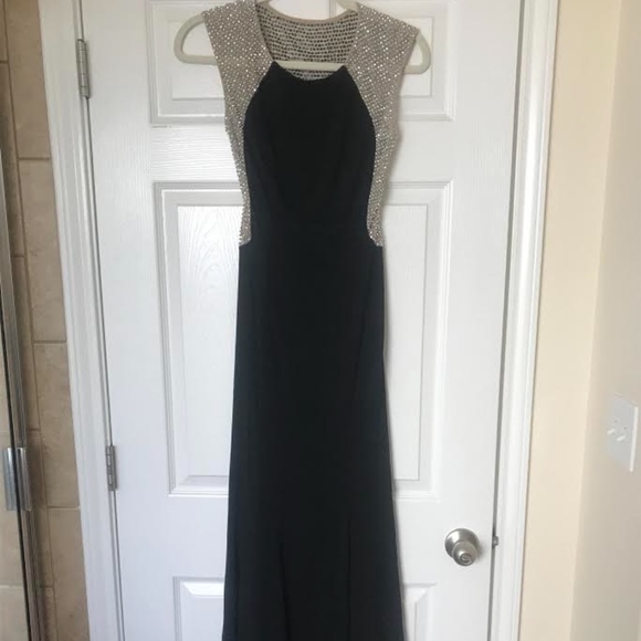 Cache black long rhinestone gown - Picture 2 of 4