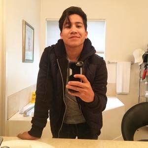 Meet your Posher, Emmanuel