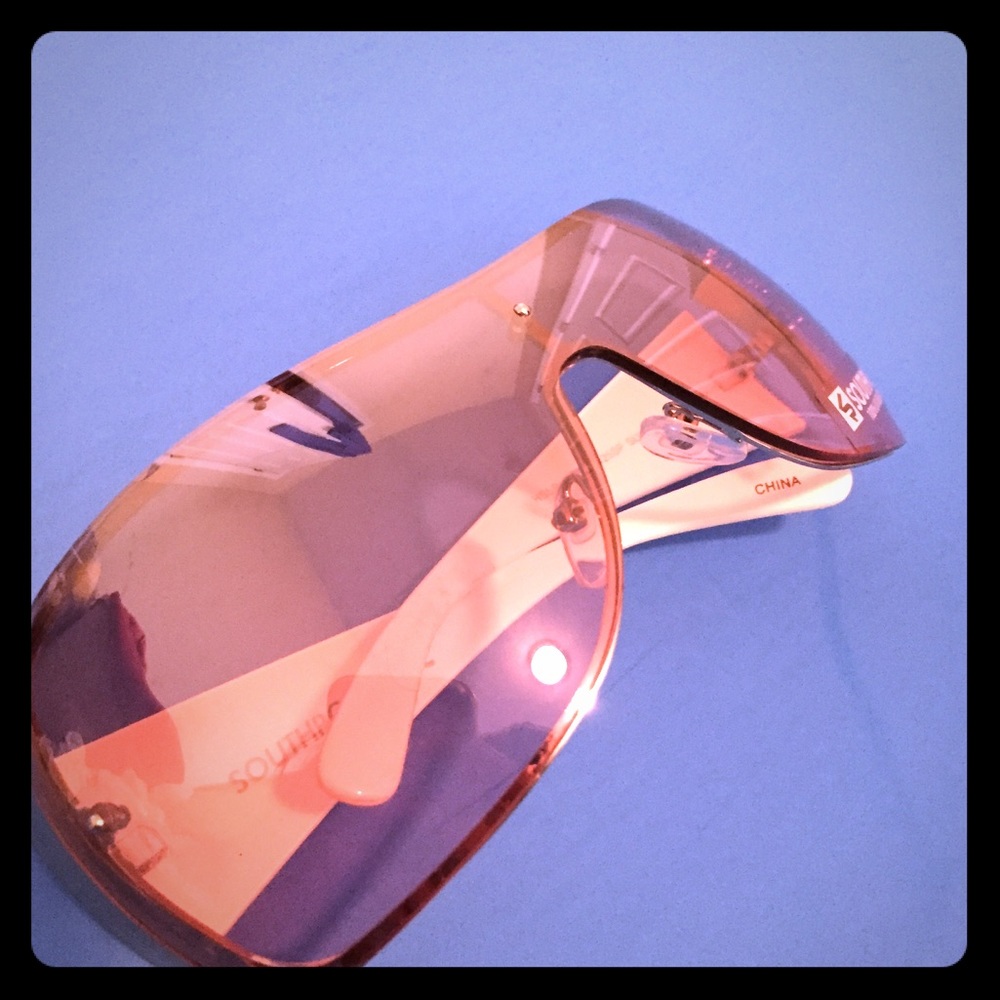 NWT Sunglasses 💗