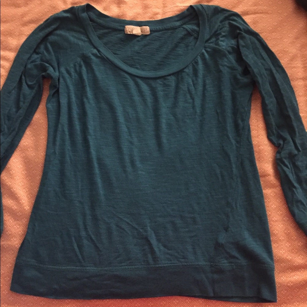 dark green forever 21 shirt