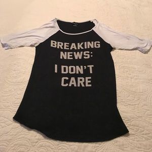 Rue 21 T-Shirt Size Medium