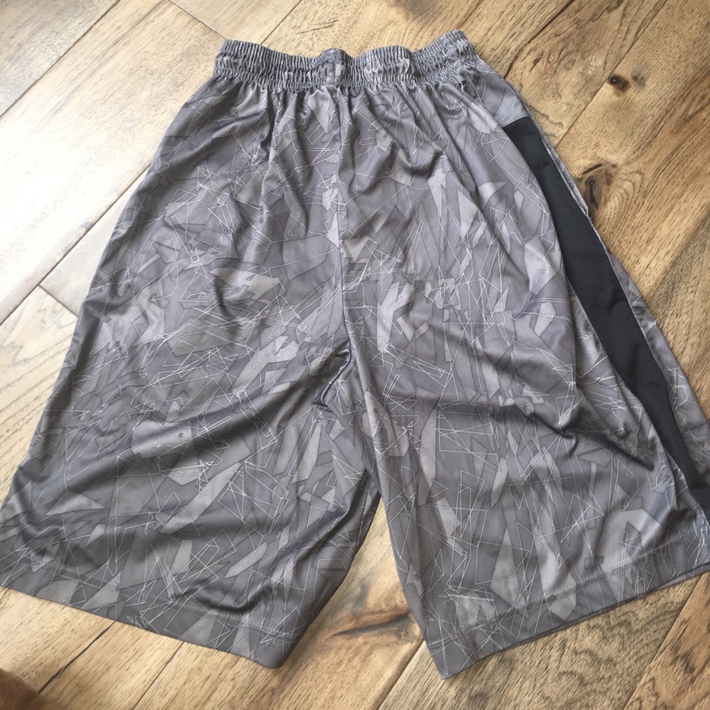 Basketball Shorts - Picture 2 of 4