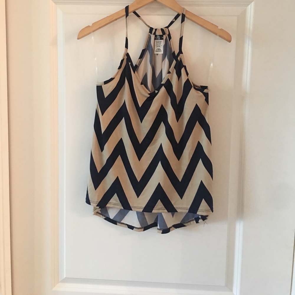 Zig zag tank top