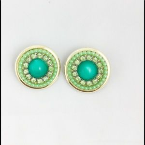 Vintage Green Beaded Clip On Earings Vintage Green Beaded Clip On Earings