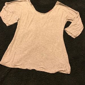 Bke RED heather gray zip back top