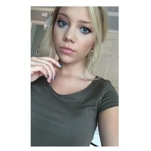 Meet your Posher, Maddie