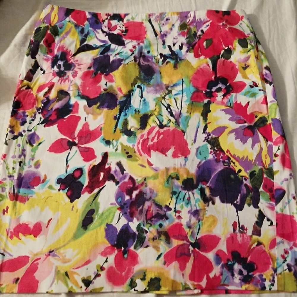 Floral pencil skirt