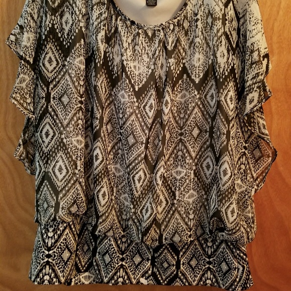 Style & Co Flutter-Sleeve Top - Picture 3 of 5