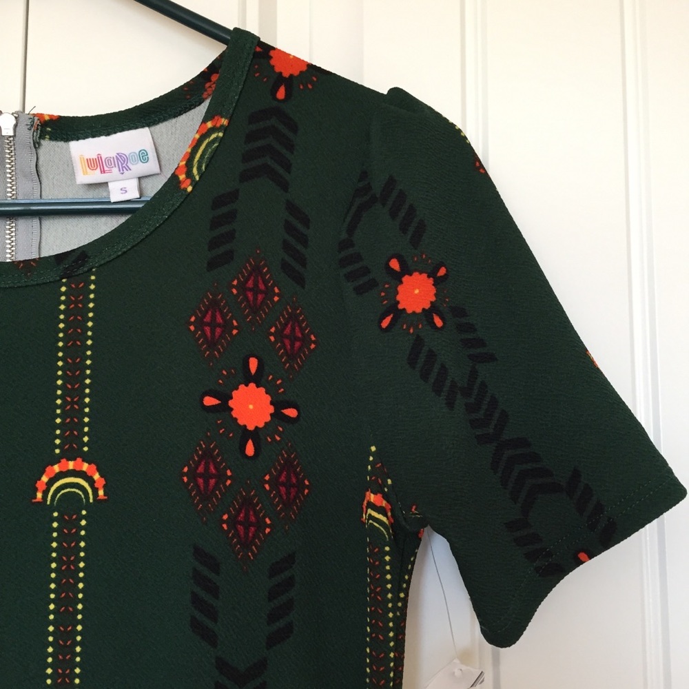 [LuLaRoe] Amelia - Super Adorable NWOT