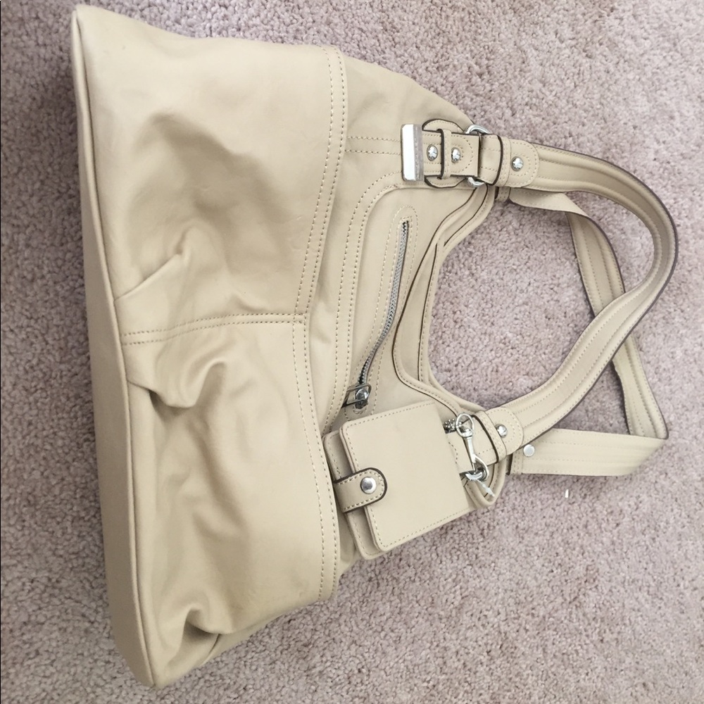 Brand new women.Purse nude color