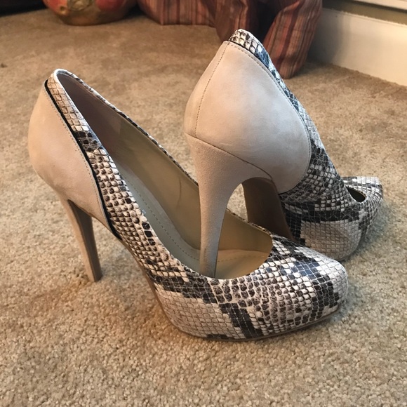 bcbg platform heels