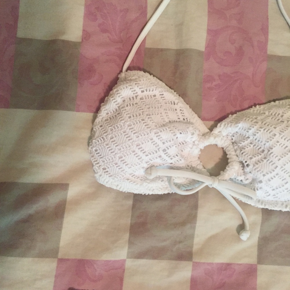 Bikini pair - Picture 2 of 3