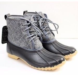 grey quilted duck boots