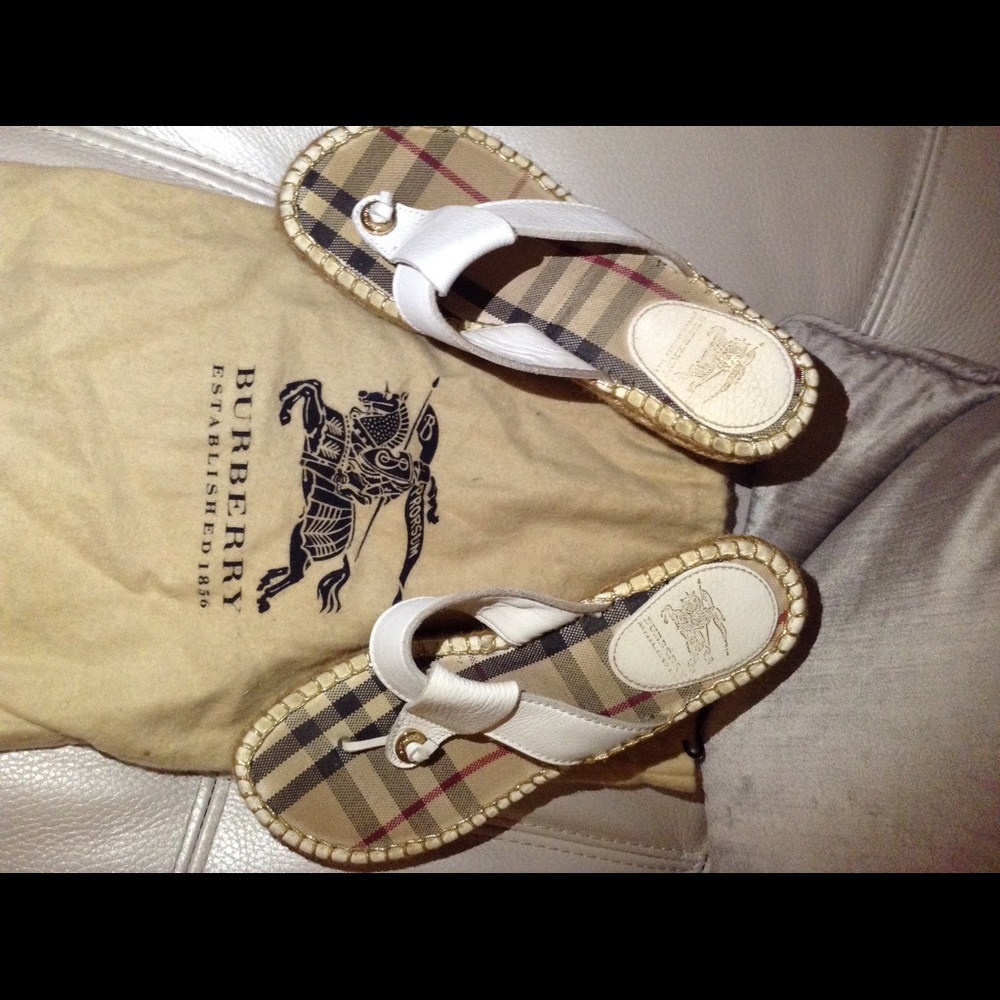 Burberry Espadrilles size 7 or 7.5
