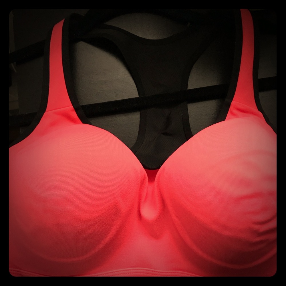 Victoria secret vsx sports bra