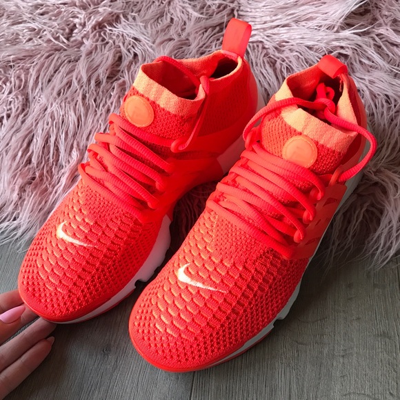 NWT Nike Air Presto Flyknit Ultra mango - Picture 3 of 8
