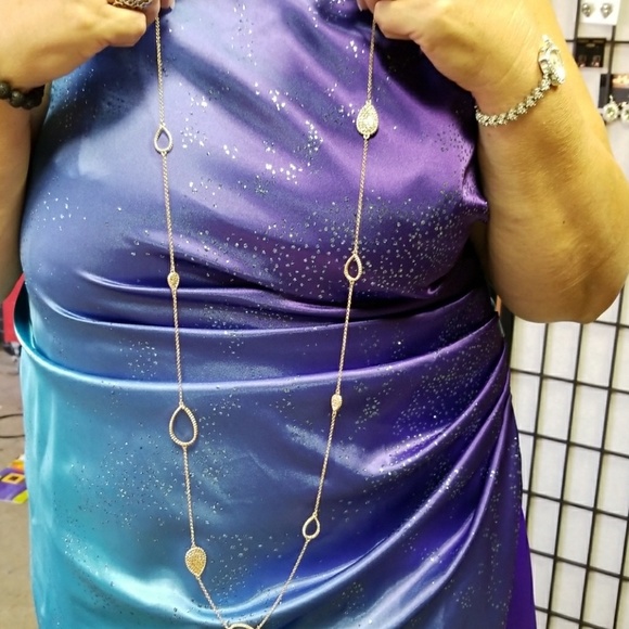 Blushing - Picture 2 of 3