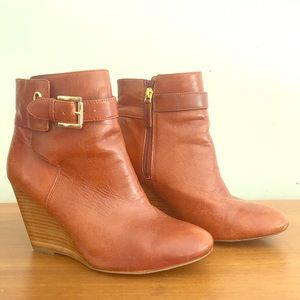 Nine West ankle booties with wooden heel