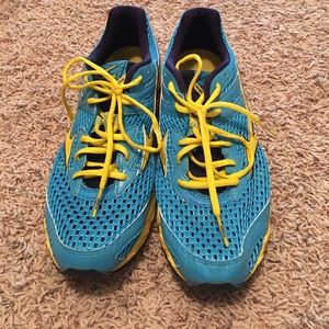 Mizuno Wave Precision 13