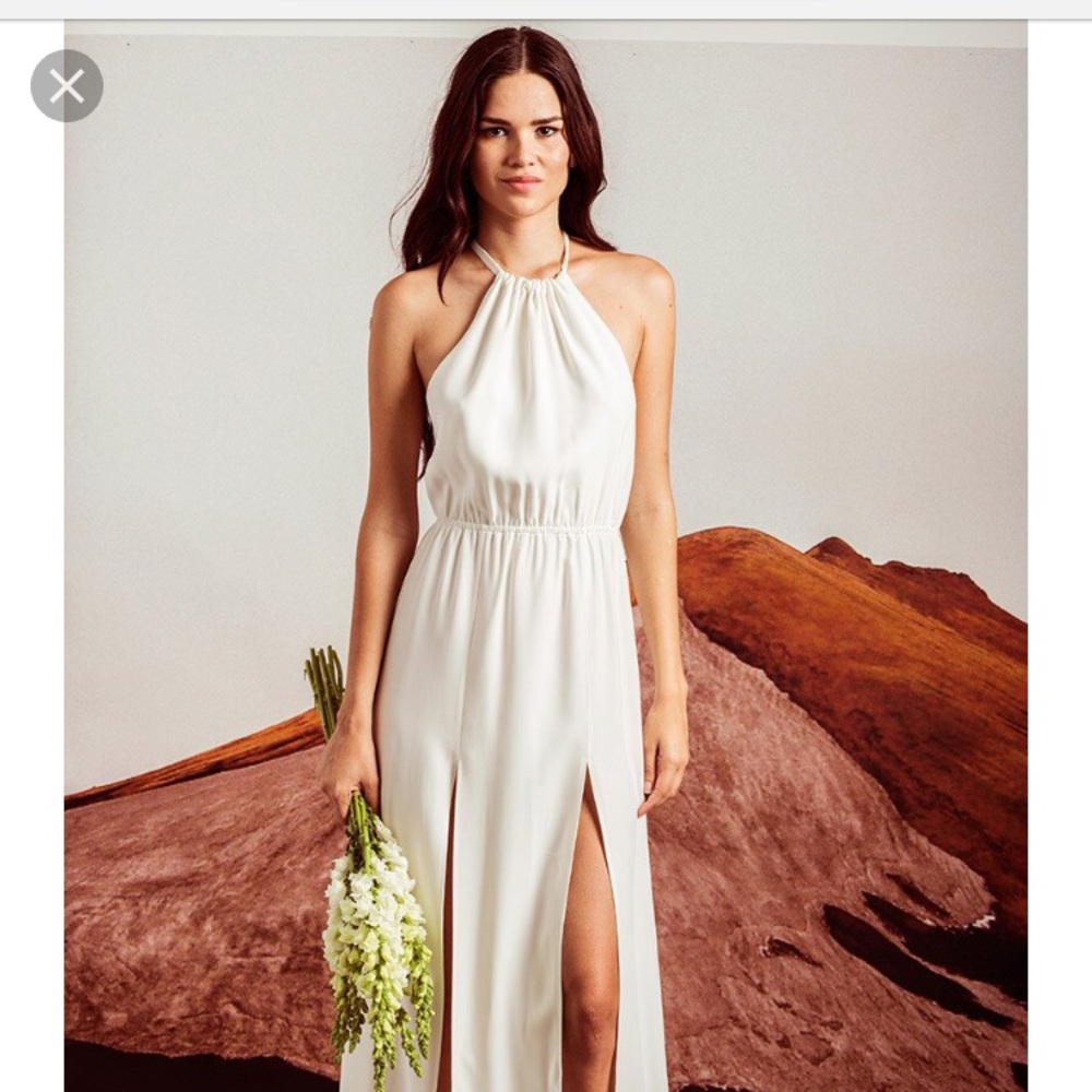 Stone Cold Fox Onyx Gown- Ivory