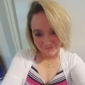 Meet your Posher, Stacy