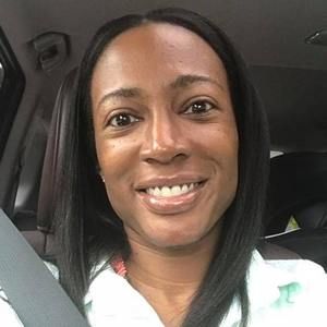 Meet your Posher, Mia