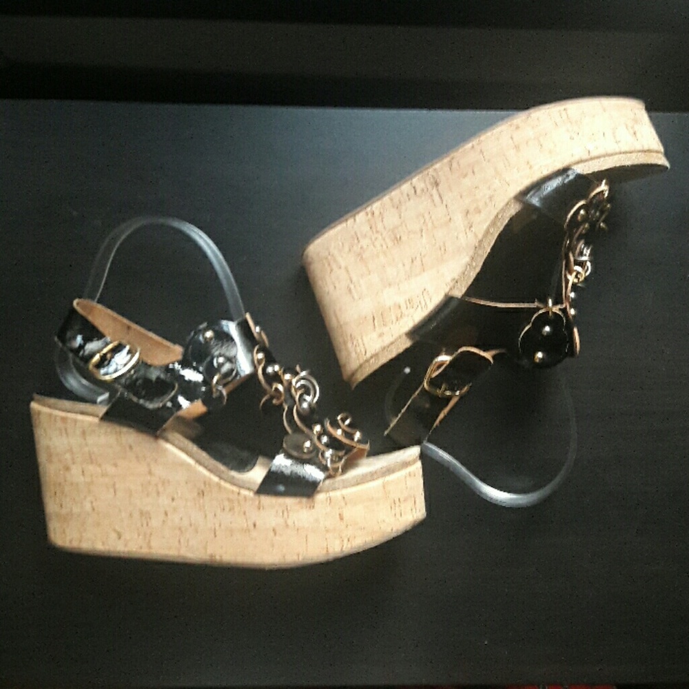 Pedro Garcia Black Patent Circle Platform sz 9.5