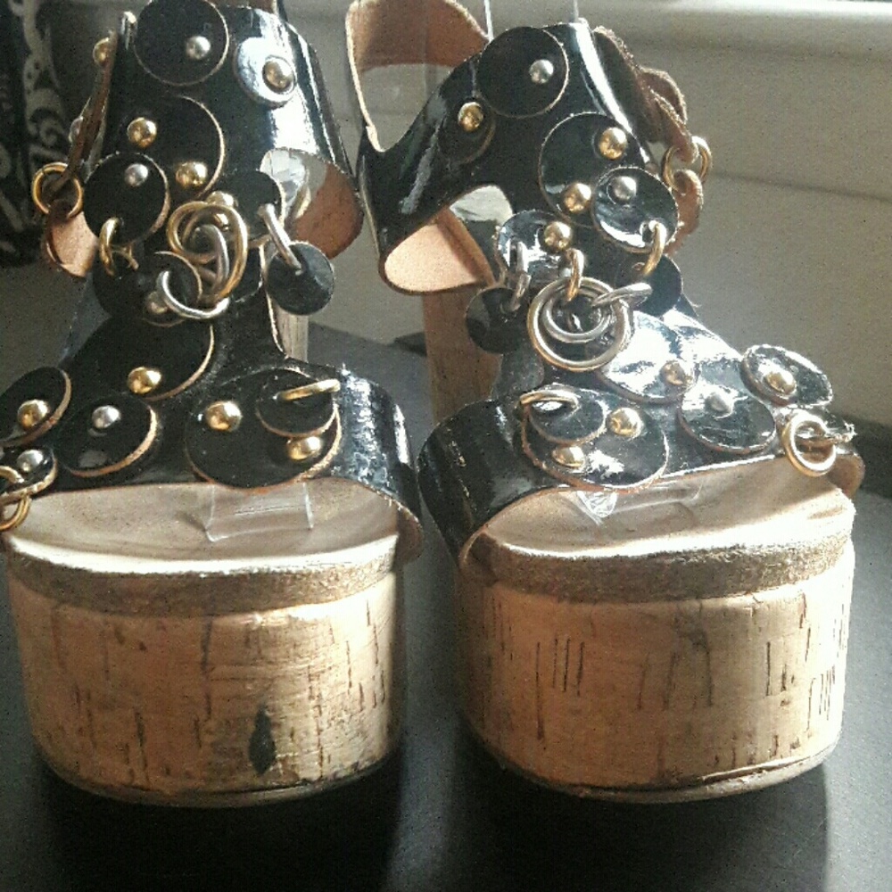 Pedro Garcia Black Patent Circle Platform sz 9.5 - Picture 5 of 8