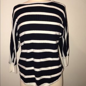 Striped sweater 💙