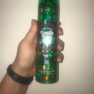 BBW fine fragrance mist in Vanilla Bean Noel