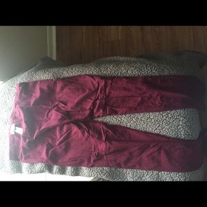 Maroon leggings