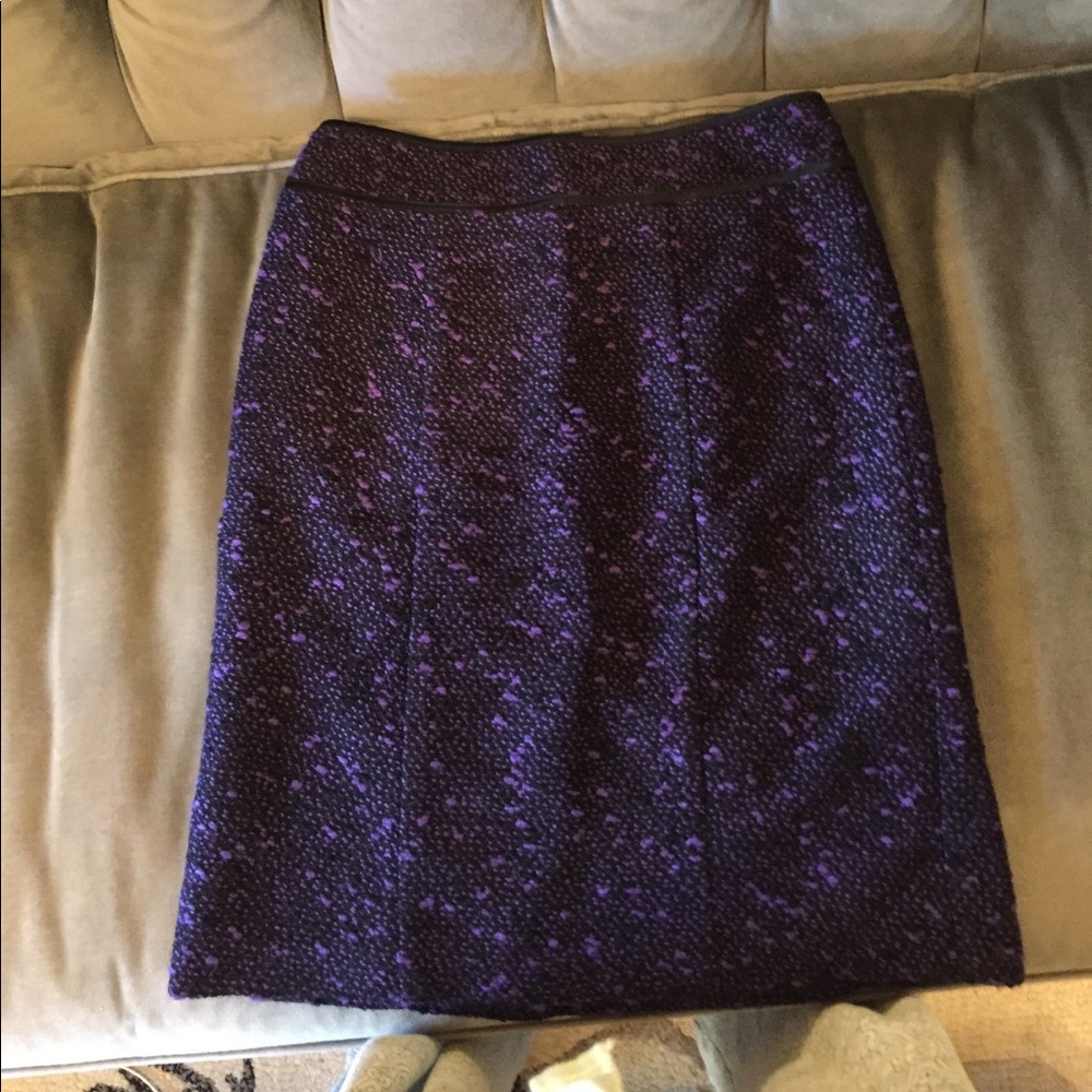 Sassy office skirt transitions well to HH