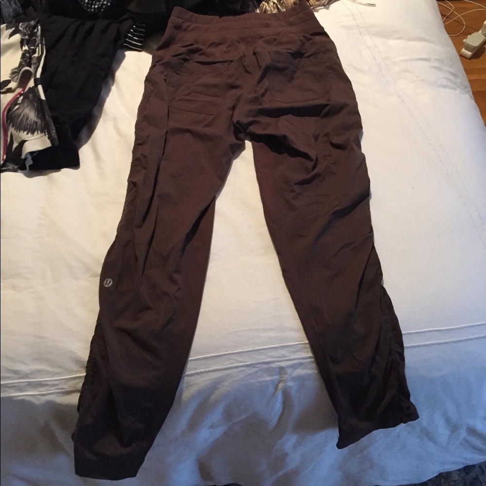 Lululemon woven pants