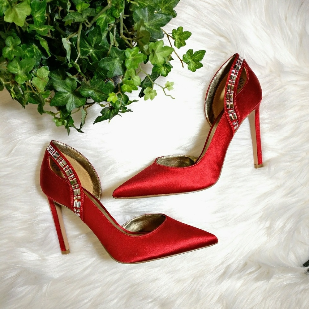 Nine West Red Pointed Toe Heels
