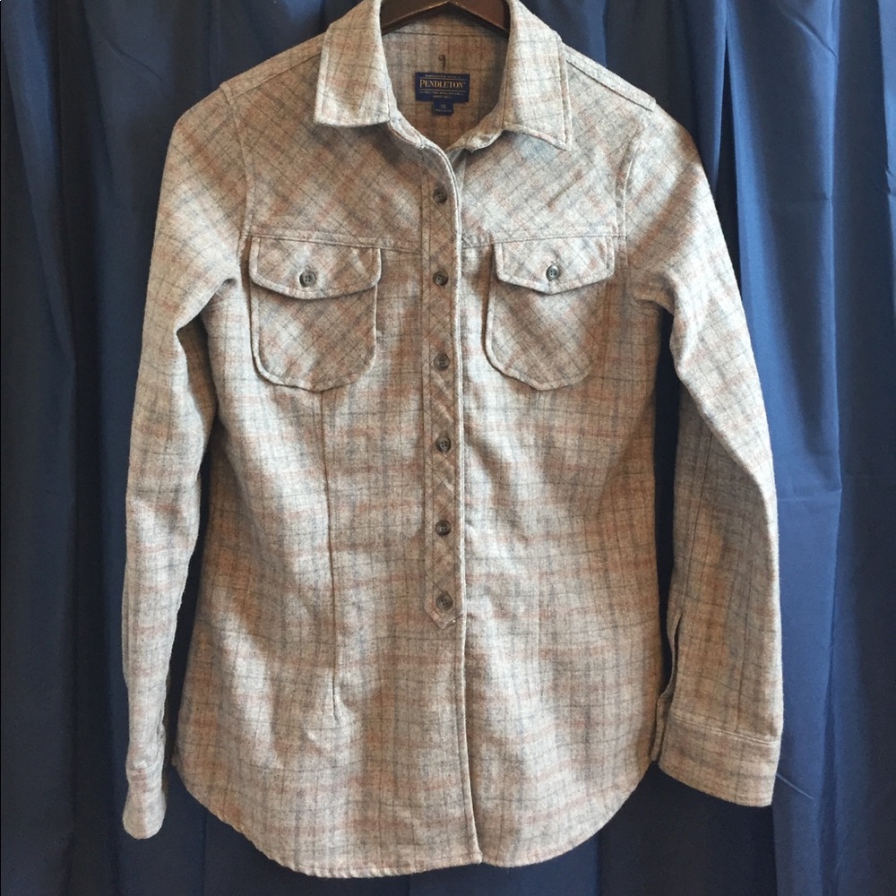 Womens Pendleton button up shirt