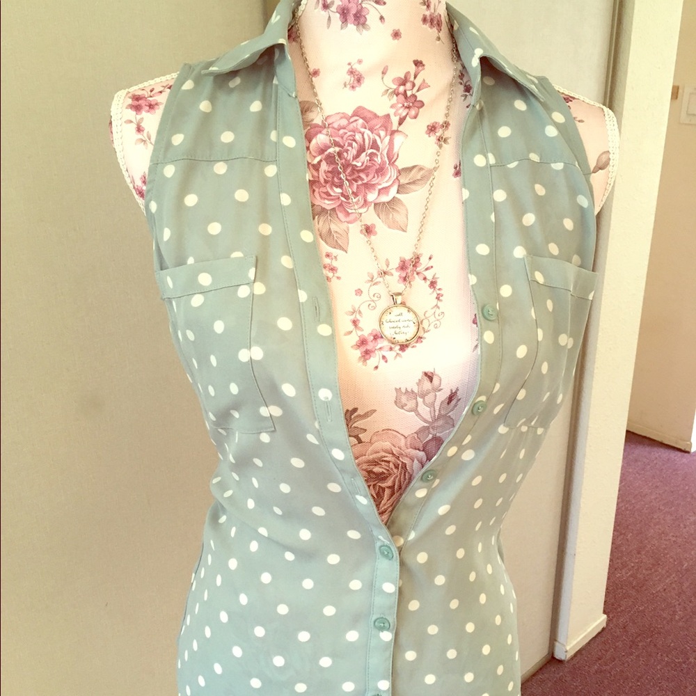 Express xs polka dot portofino shirt