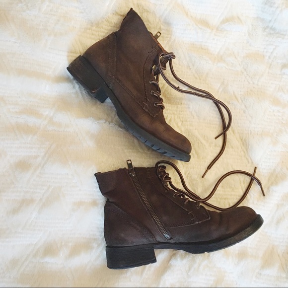 Steve Madden Shoes - 🤙🏽 Steve Madden Combat Booties