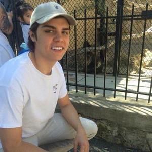 Meet your Posher, Sean